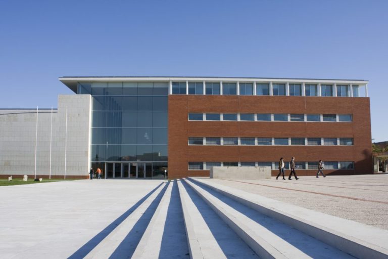 UA entre as melhores do mundo em sete áreas científicas