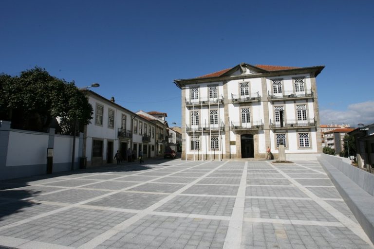 Ol. de Azeméis: Autarquia apoia projetos de eficiência energética de clubes desportivos