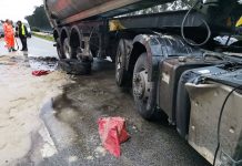 Camião tombou na A1 junto a Albergaria-A-Velha largando areia para a via