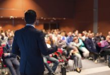 Como fazer publicidade à sua empresa num evento profissional