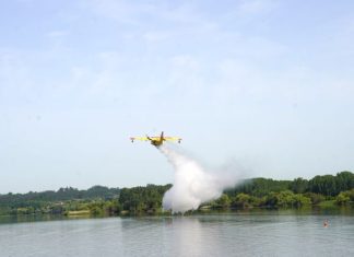 Pateira de Fermentelos preparada para abastecimento de aviões Canadair
