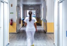 A dignidade suspensa dos cuidados continuados